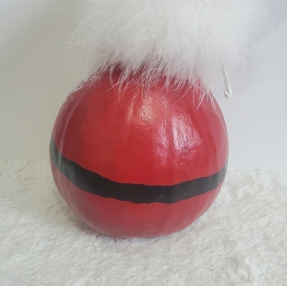 𝅺HANDPAINTED Santa Winter Butternut Squash Home Decoration - Picture 6 of 8
